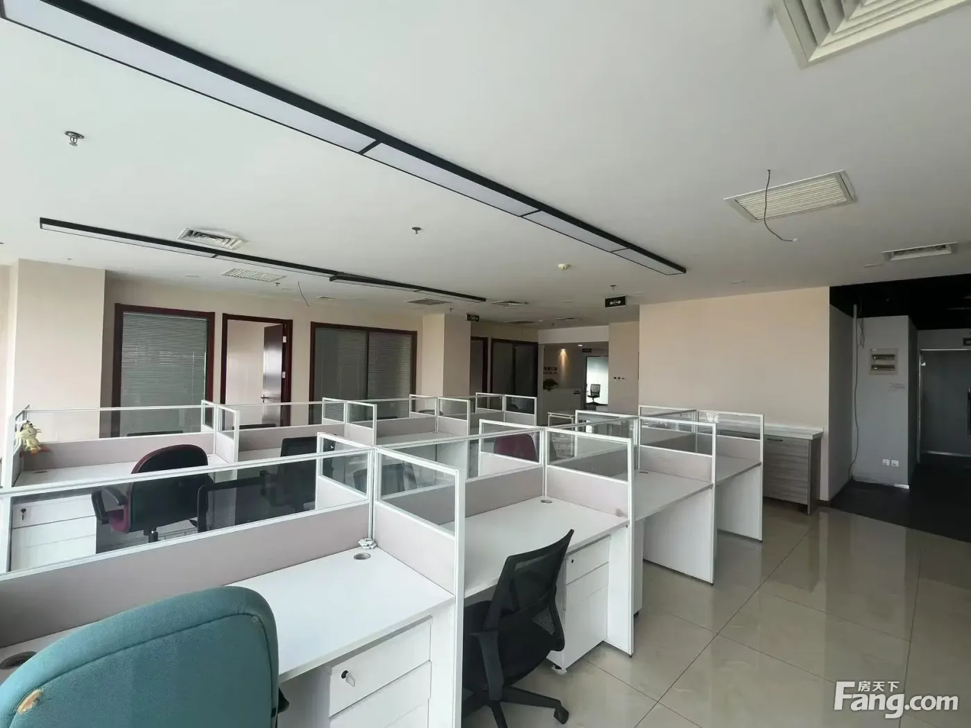 西直门 金贸大厦 中坤大厦 西环广场 精装修 两面采光 特价