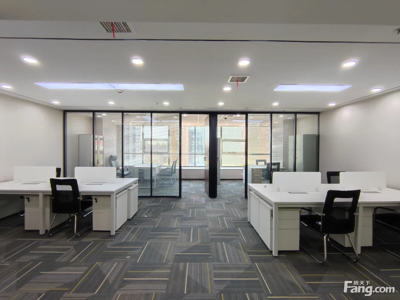 河西CBD核心区域嘉业国际城精装修纯写可注册带家具现房价格优