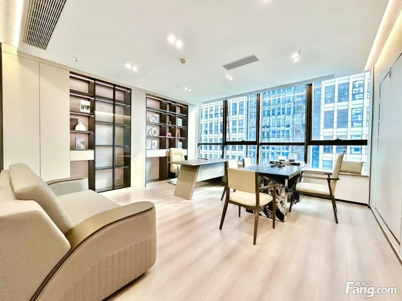 中和张家寺地铁上建·全新现房特惠出租·24H空调·送超长免租