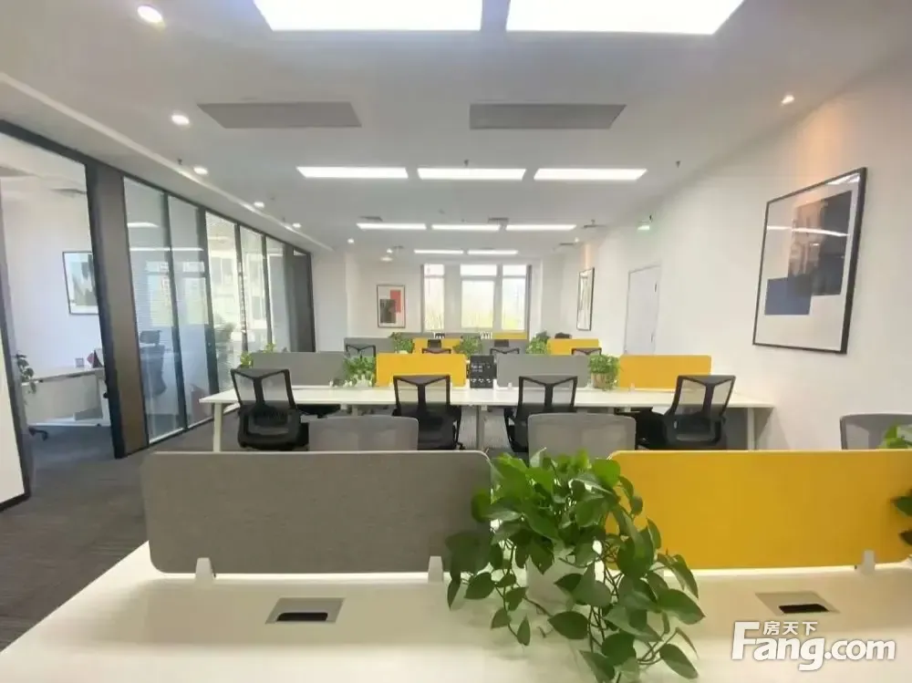 国贸大望路 蓝堡国际 精装修带家具邻温特莱中心 梅地亚