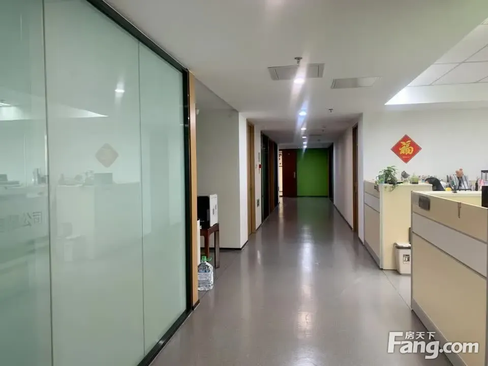 西城港中旅大厦 钢院 祥龙大厦 翔达大厦写字楼1000平出租