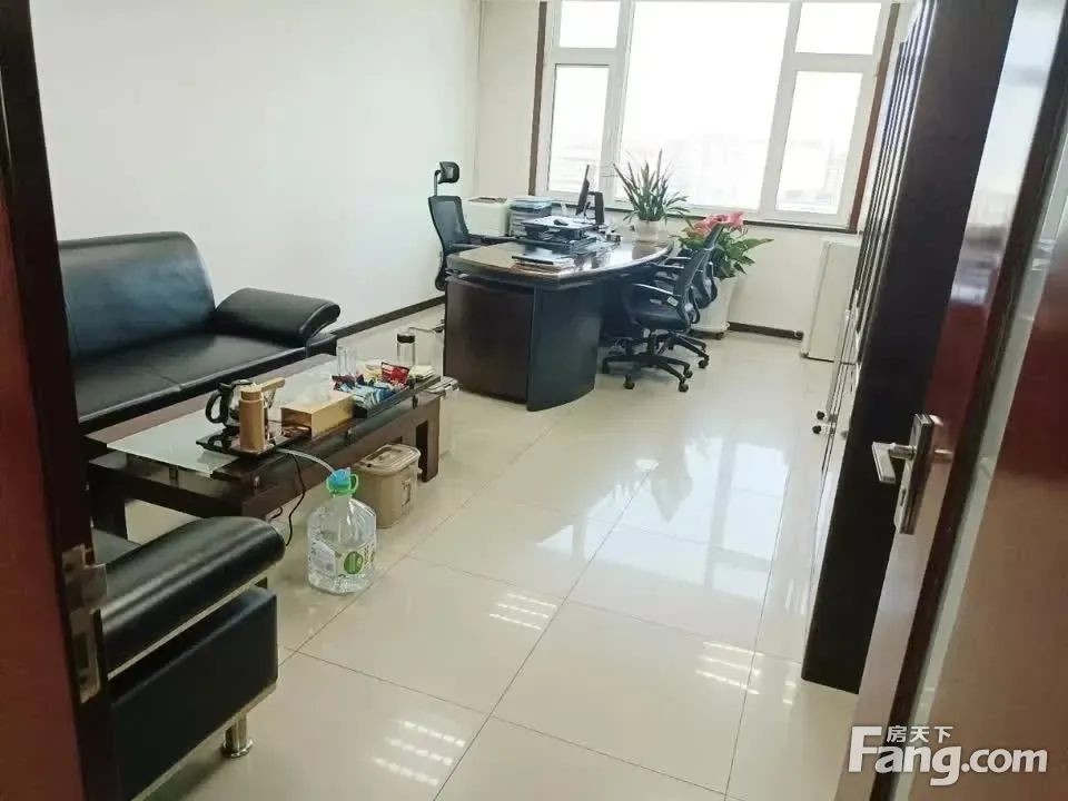 西二环 翔达大厦758平 精装修采光好 朝南 24空调