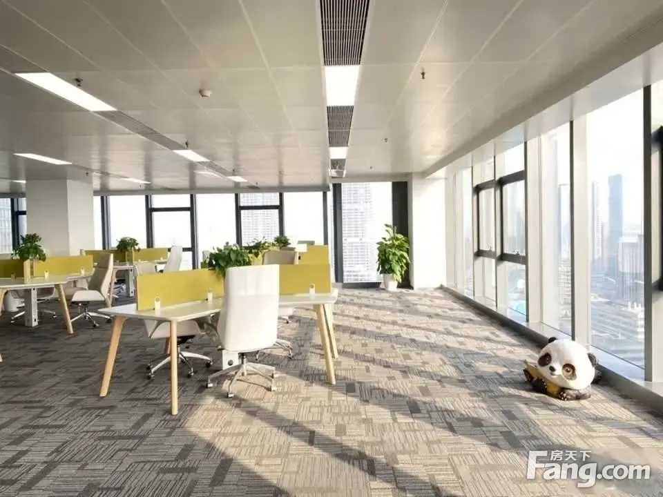 高区无遮视野 现代科简装修丨9隔间大小会议室120卡位丨中海