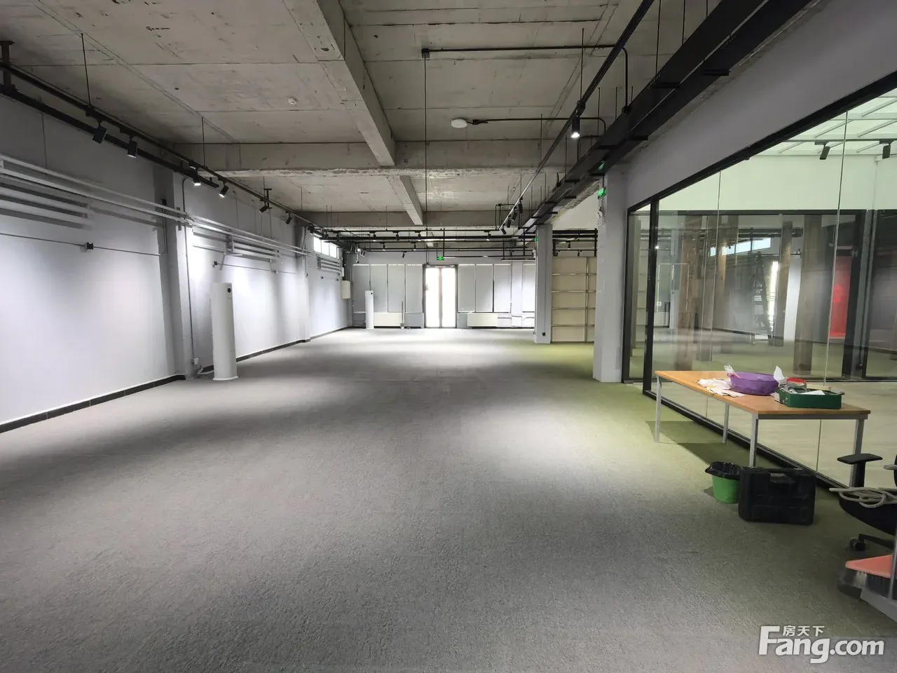 望京北万荷艺术区附近独栋880平精装四面采光2.3元
