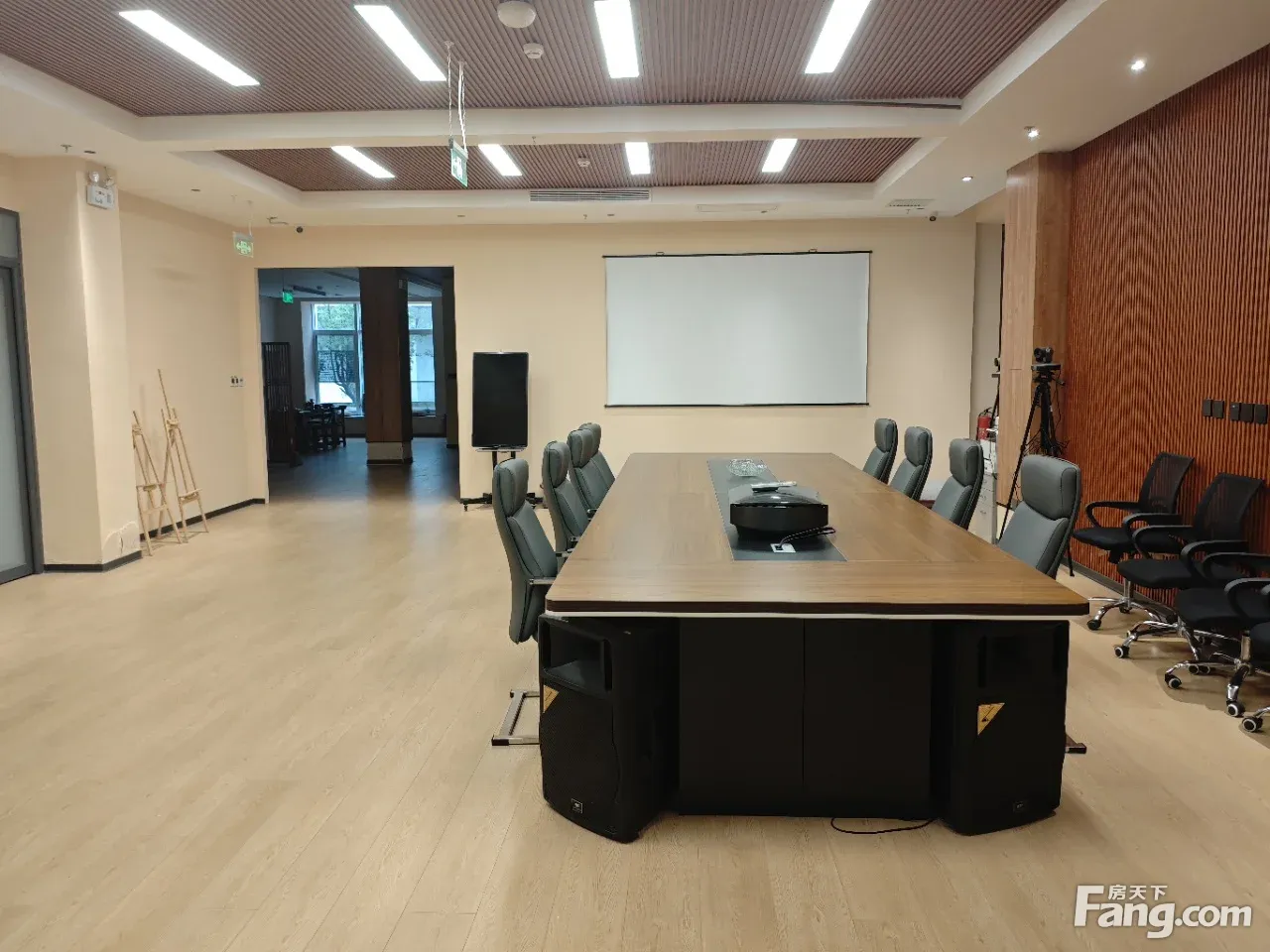 四惠鲜花工场 380㎡ 独立门头 带独卫随时看房拎包入住