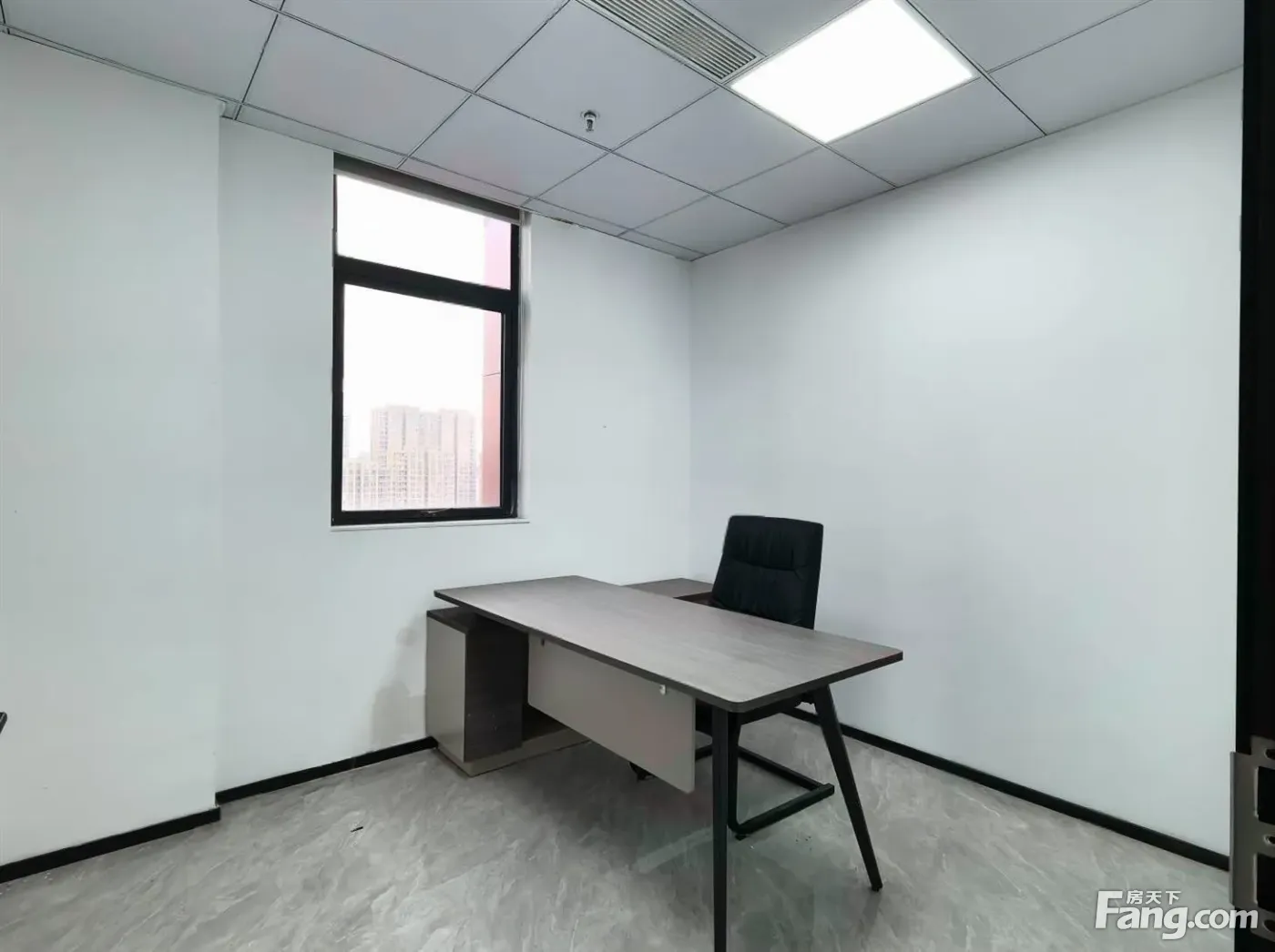 停车方便! 恒力大厦45平90平120平出租