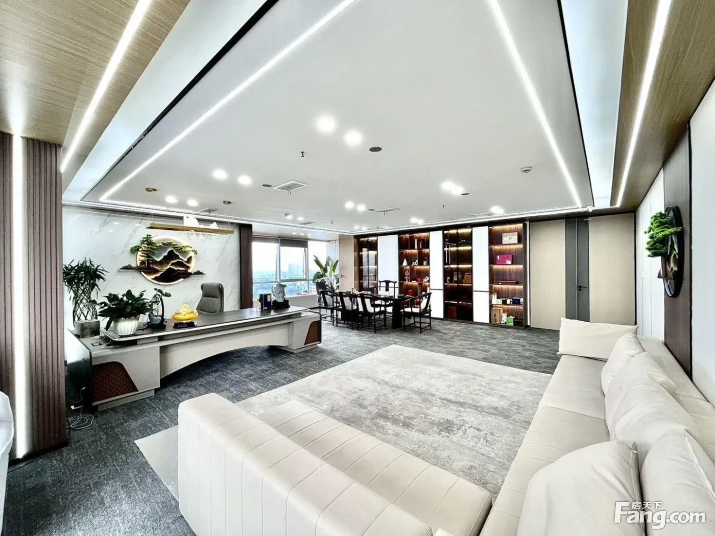 双流整层豪装现房!24H空调!押一付三(110工位12隔间)