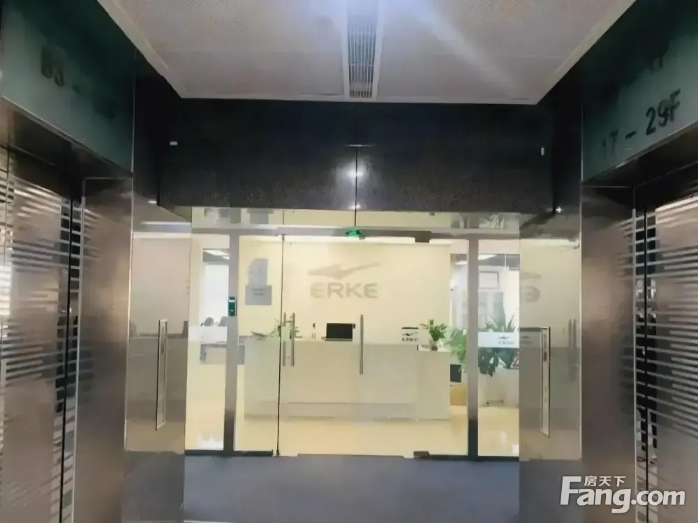 南三环南站 搜宝商务中心 新出特价小面积 精装修带家具