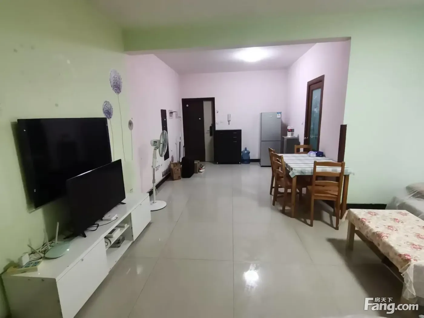 1900元租时尚套二 蜀汉路金沙一品天下地铁口 三台空调