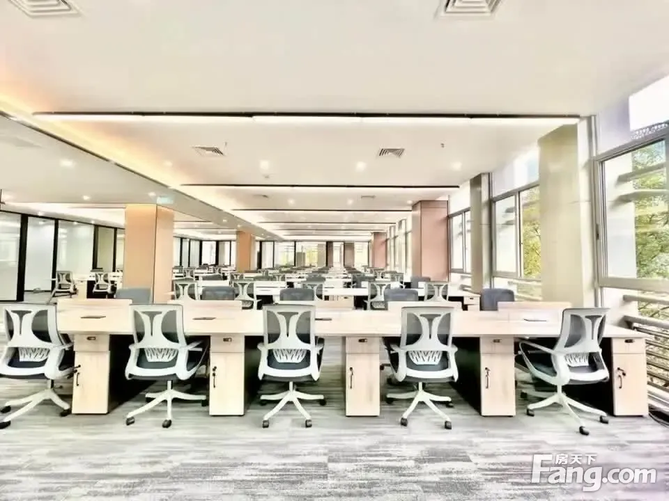 政府科技园区·24H空调丨户型通透·115卡位大厅丨天府三街