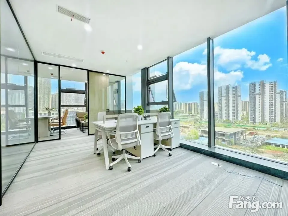 希缺精装小户型·双面采光!世纪城地铁口·2隔间10卡位·免佣