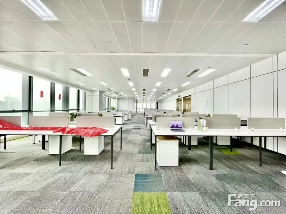 华府大道超甲!电梯口200工位现房!入驻享补贴!商业配套完善