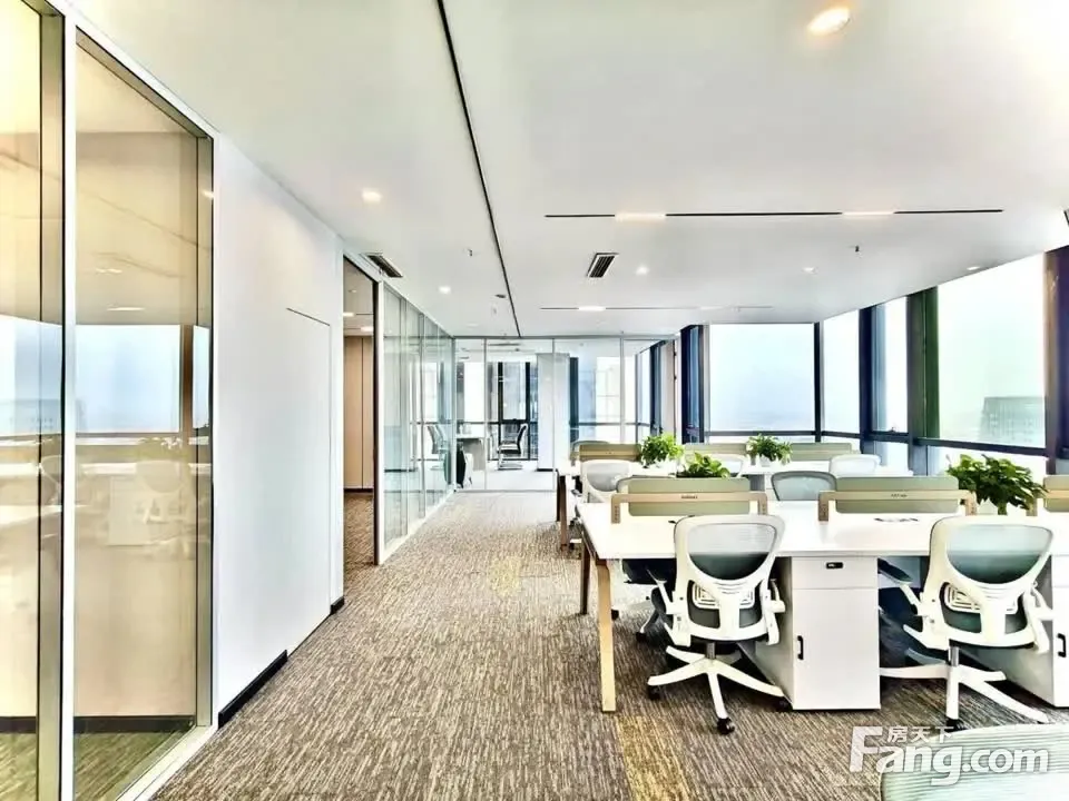 城南办事处选!高区双面采光·4隔间20卡位丨拎包入驻·地铁口