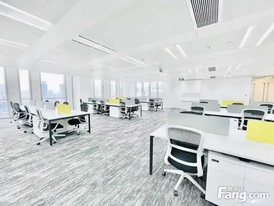 三面采光!开发商精装交付!动静分区5隔间50卡位!春熙路选址