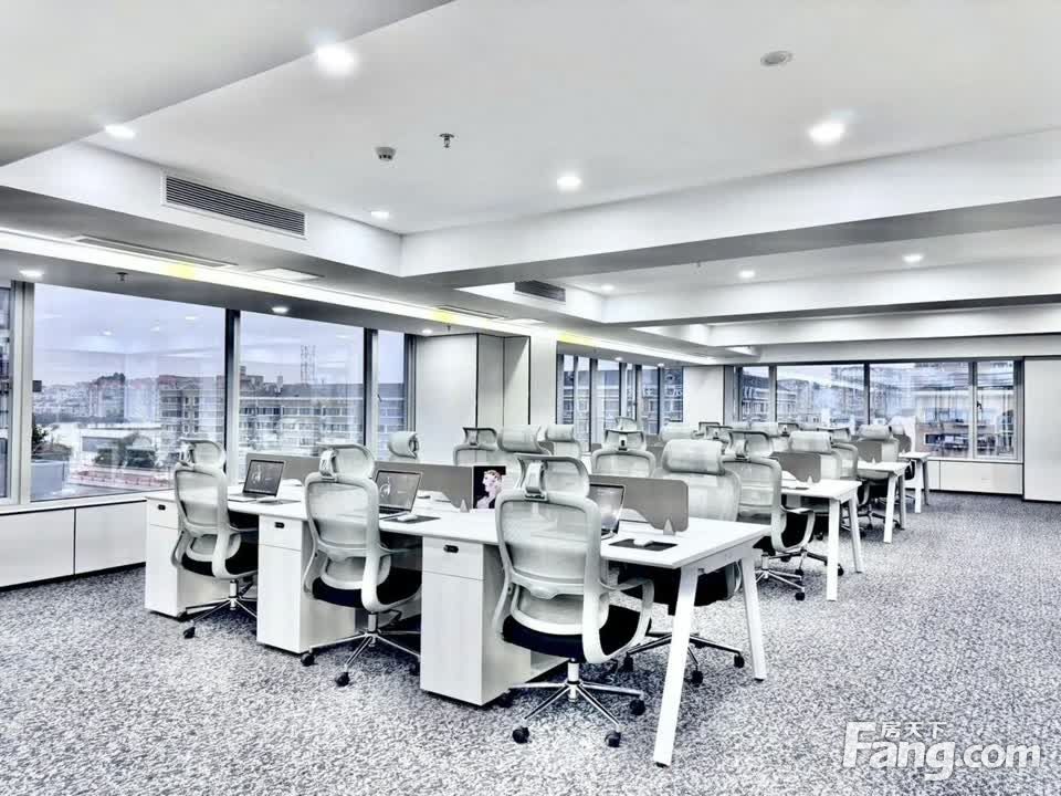 春熙路地铁口·5隔间40卡位现房!空调24H·无中介费!直租