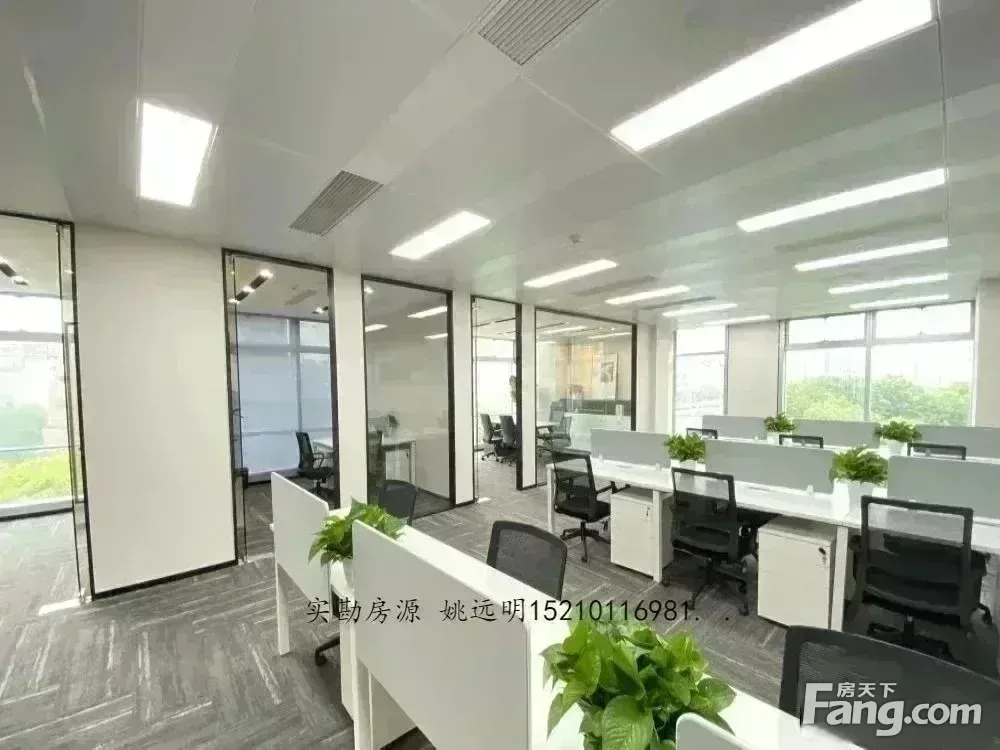 酒仙桥丽都诺金中心丨新出精装带家具丨更多户型随时电联-车接车