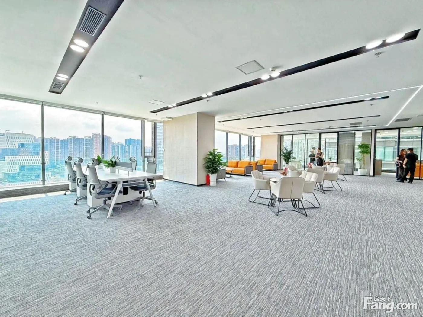 双地铁成熟商圈!视野无遮挡!双面采光4隔间40卡丨24H空调