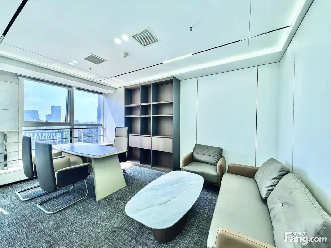 春熙路热门商圈!双面采光!5隔间20工位!动静分区·拎包入驻