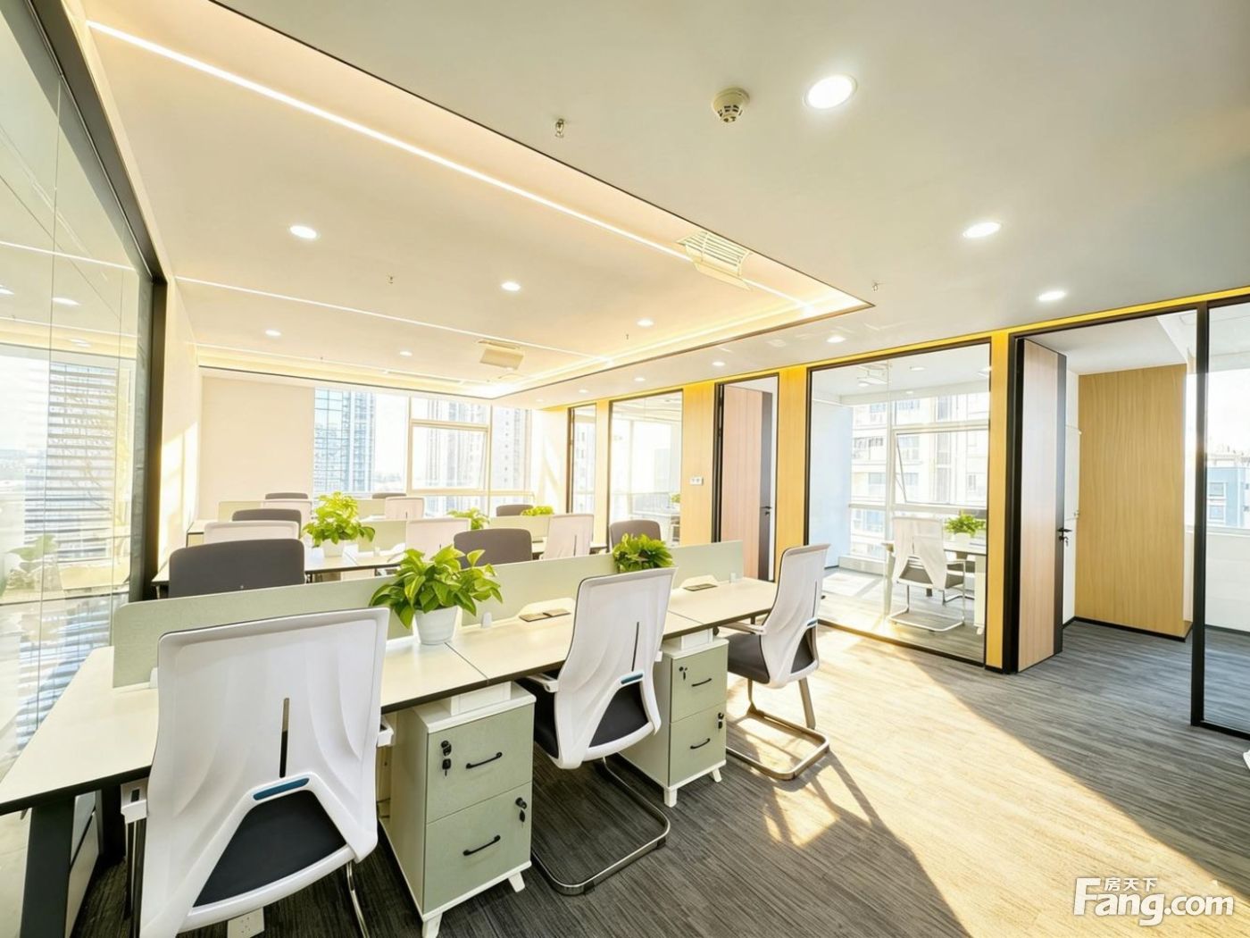 免租到年后丨双流警官學院特价29.9丨双面采光4隔间20工位