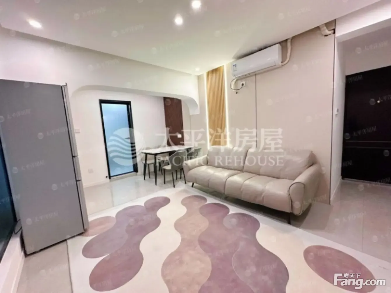 近地铁 精装两房 可搞车位 密码锁 家电齐全拎包住 诚意租