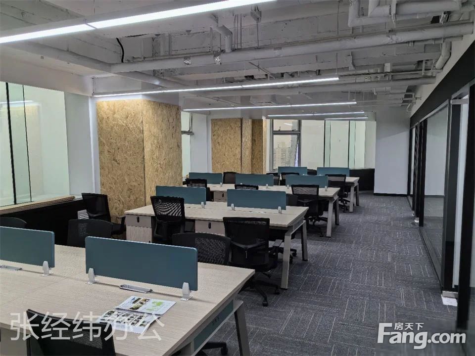 八佰伴精装修带家具小面积斯米克大厦
