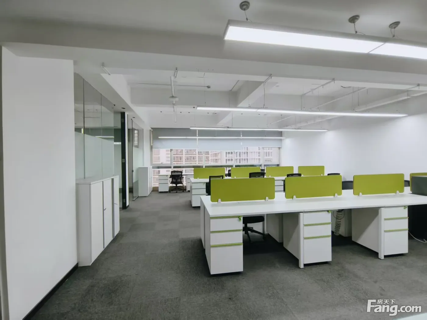 建邺CBD 新地中心旁 嘉业国际 精装带家具 拎包办公 多套