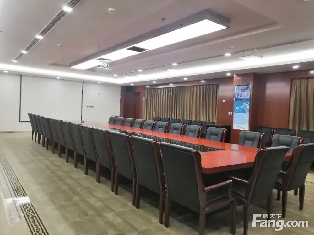 请认准业主直租节省高性价比办公室精装修高标准物业服务