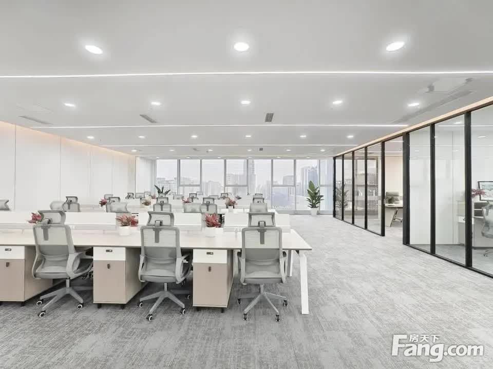 正对电梯口·双面采光户型丨5隔间40卡位·正看双子塔丨孵化园