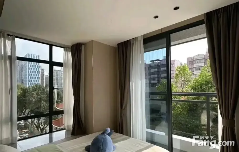 5-12号线灵芝地铁站,水口花园社区,精装大一房一厅拎包入住