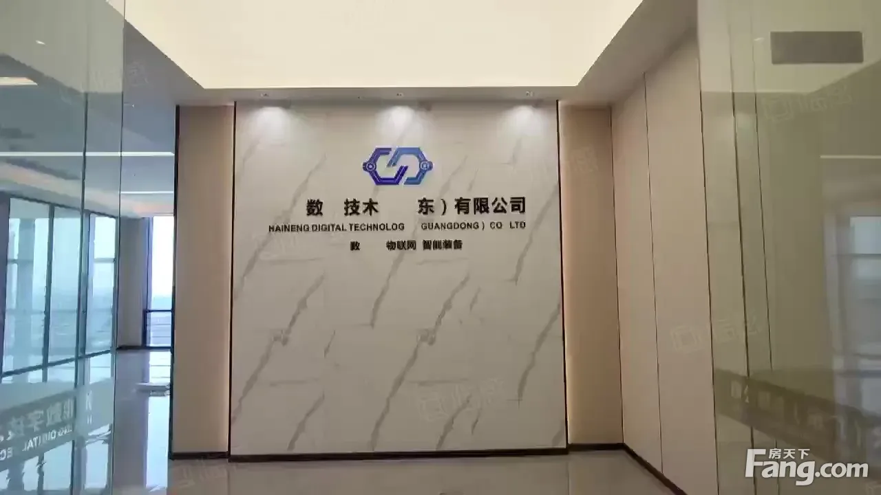 房东急租!!!UCC万科大厦双面采光办公室招租