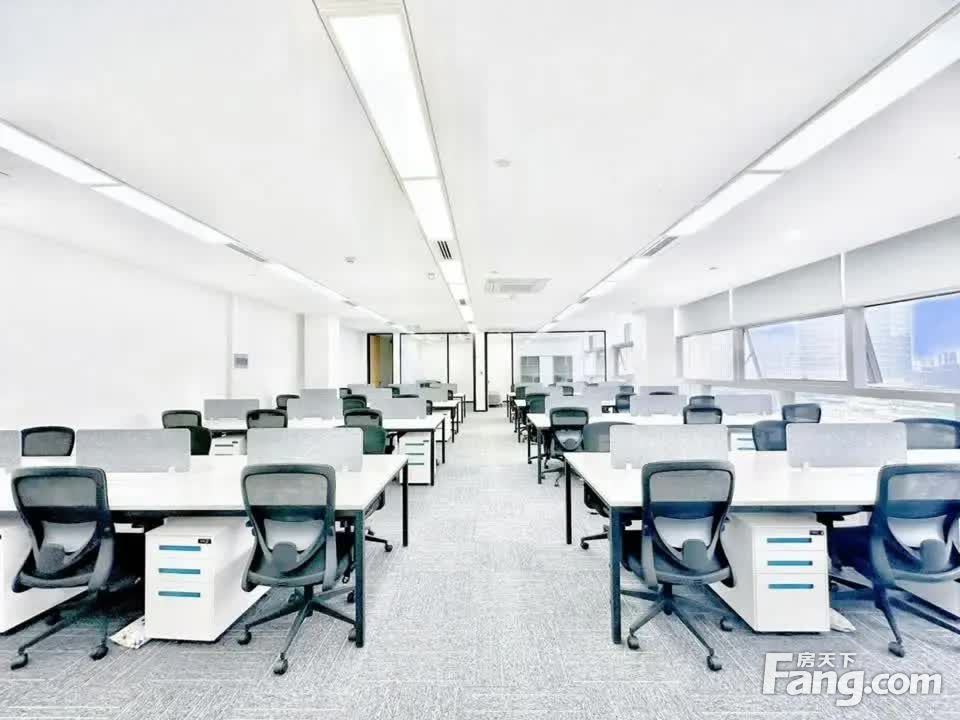 科技现房·60卡位大厅丨带独立机房·天府五街丨免租期1个月!