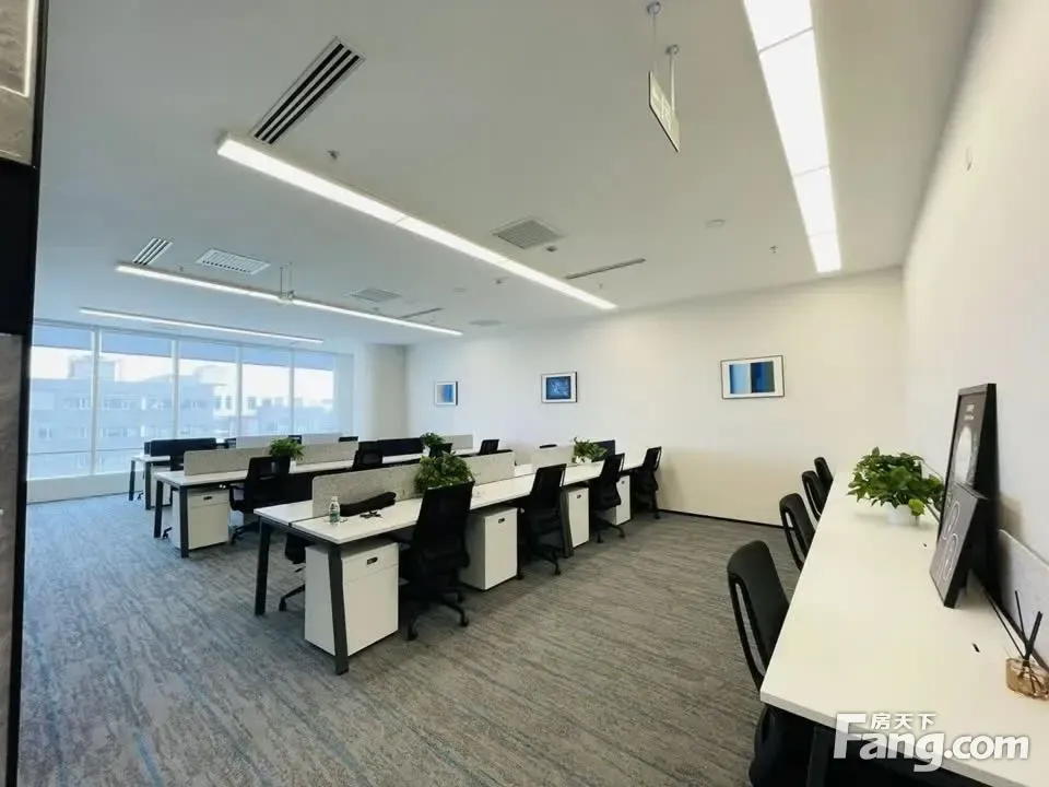 紧邻798艺术区 互联网3.0基地房租减免一半全新家具近地铁