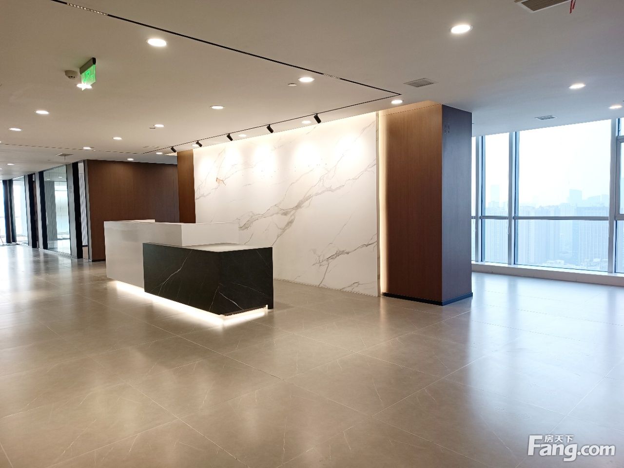华油路、地铁3/6号线前锋路站、整层精装办公楼、高区视野开阔