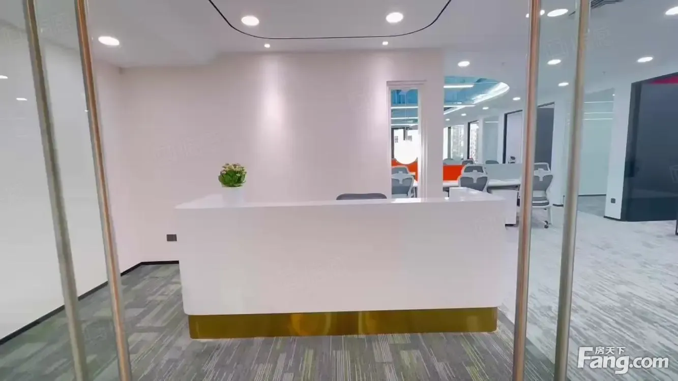 清华西门丨精装带家具 正对电梯丨园区4号线 配套齐全