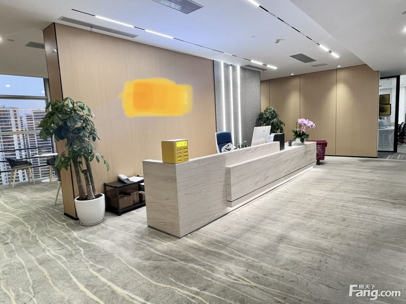东南二环、双地铁交通、锦华万达广场、临东湖公园、整层精装办公