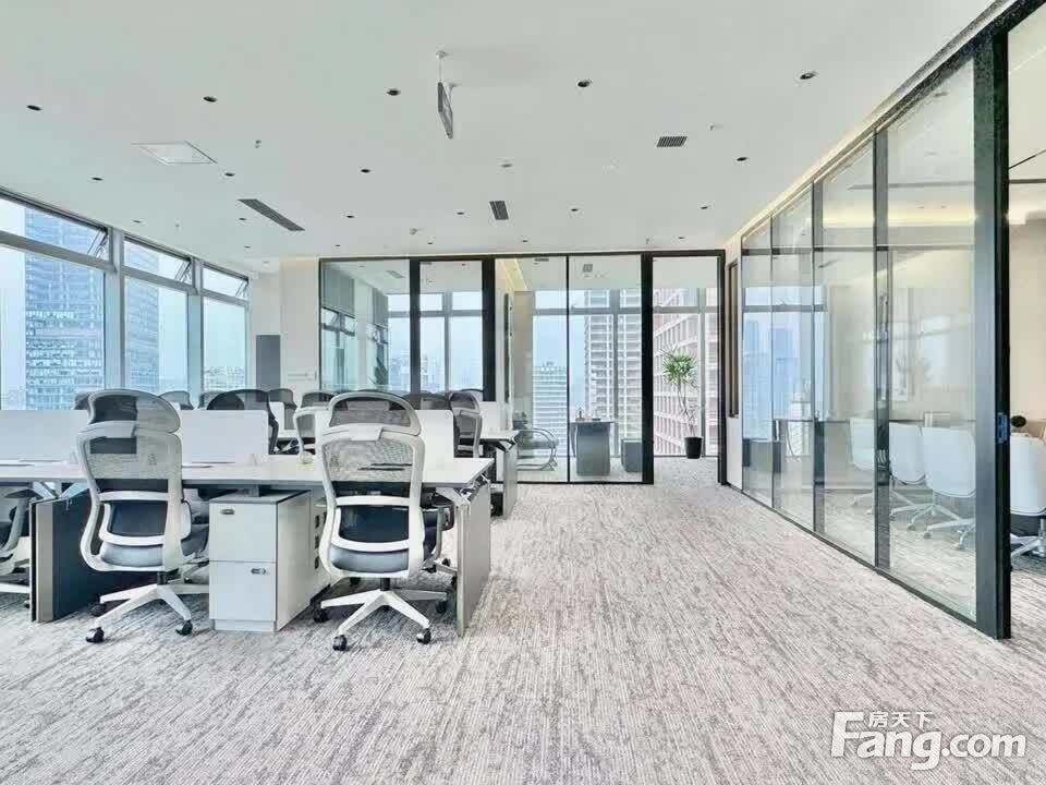 业主直租·攀成钢地标丨5隔间24工位·轻奢商务装修丨采光通透