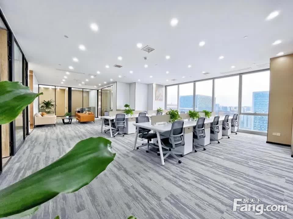 电梯口产权面积丨5隔间30工位丨甲写24H空调丨律所科技IT