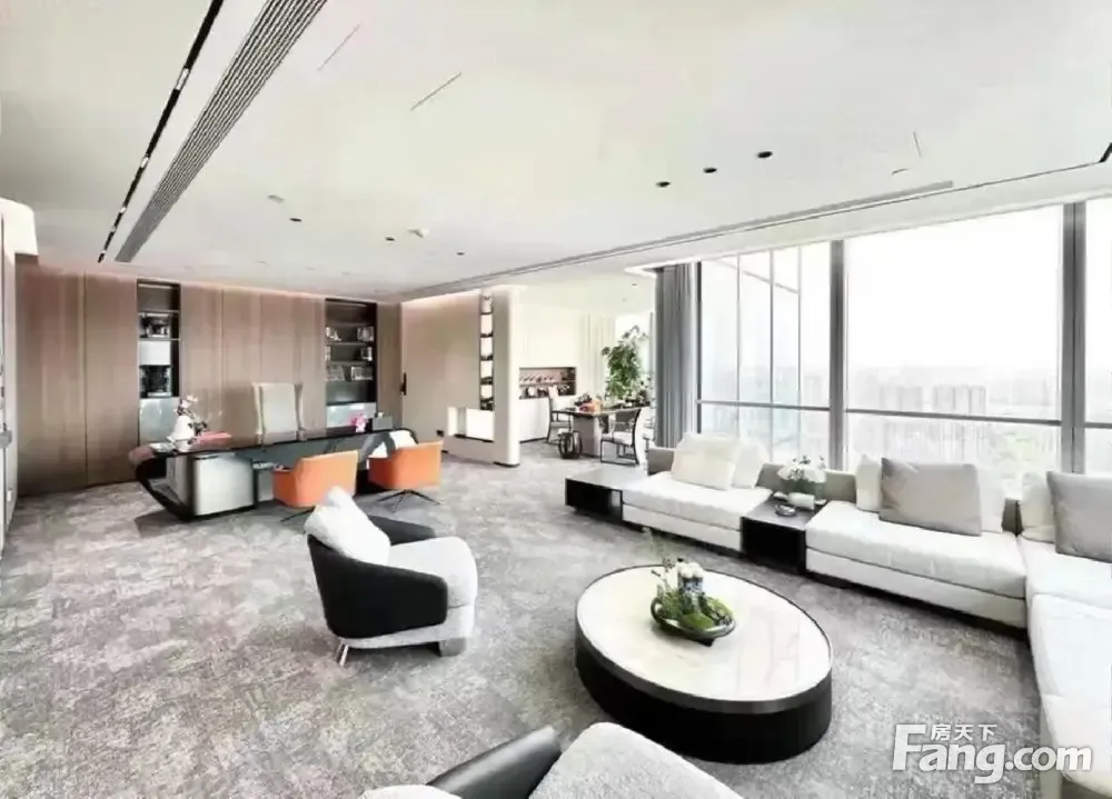 国贸丨中环世贸对电梯丨高品质超长免租期丨精装修对电梯丨开发商