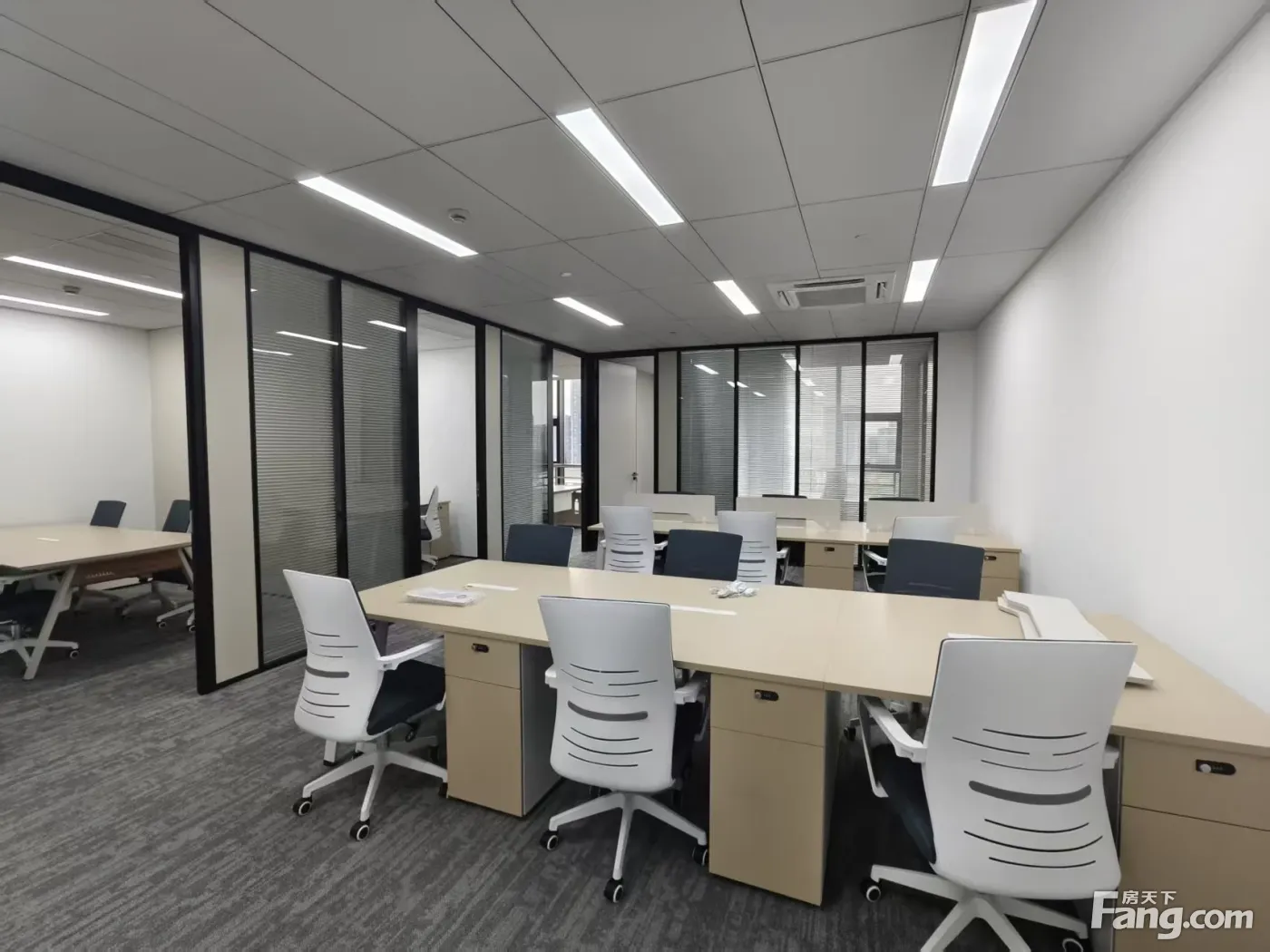 古墩路虾龙圩地铁口 全新升级精装70至200方带家具特价直租