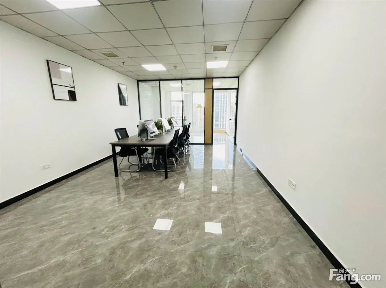 高新区轿辰大厦,涌金大厦,65平80平朝南特价2200带家具