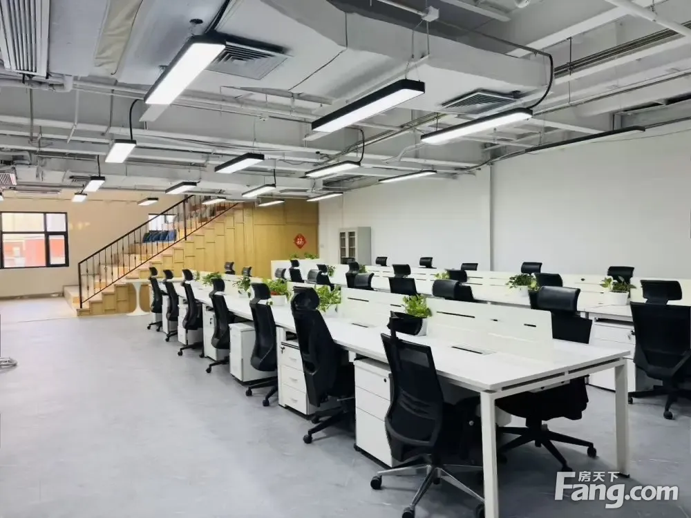 学院路配套俱佳丨精装复式办公丨丨24空调丨家具配齐