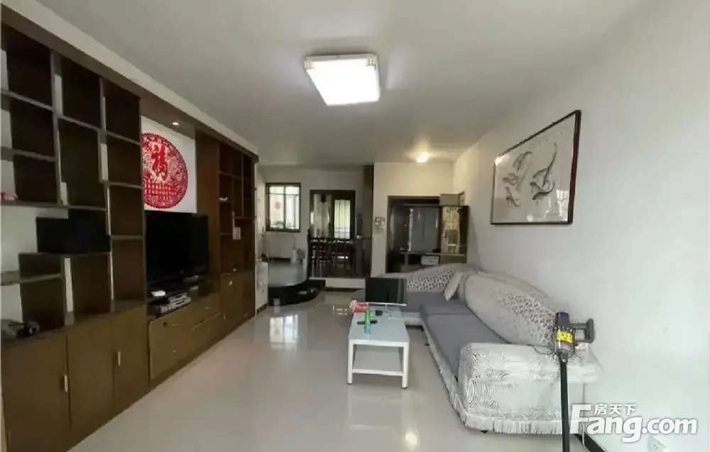 刚刚空出,菓岭小镇精装修2室,全新装修
