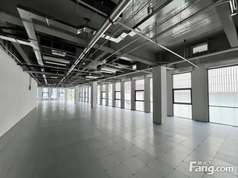 西北旺万象汇丨地铁上办公楼丨冠辰大通大厦丨整层独栋可出租