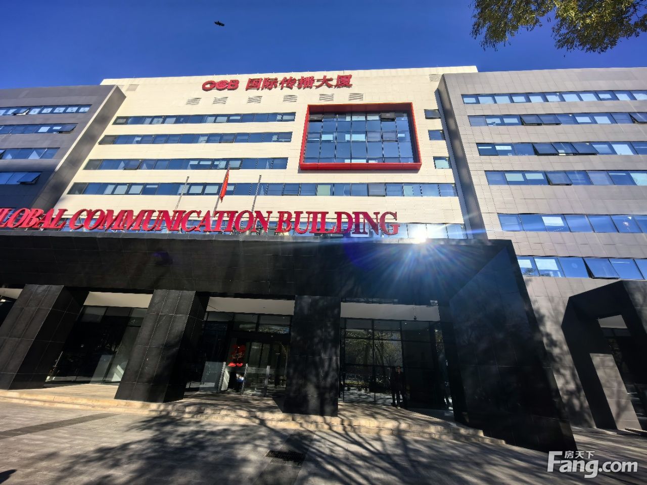 国际传播大厦 精装修拎包入驻 特价房 详情面议