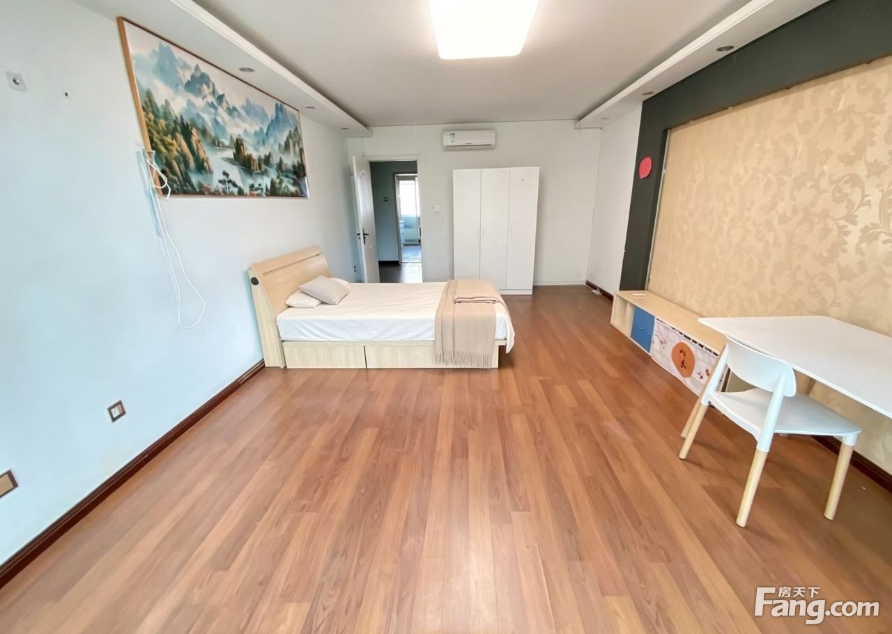 北苑 北苑路北 亿客隆 华贸天地 清友园合租朝南主卧带阳台