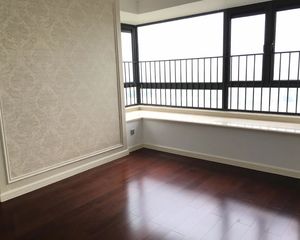 豪华装修,没住过,税少,甲A级房源,带车位,千灯湖一号