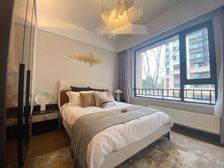 红光西华旁 精装套四 首付17万 单价1.25万左右