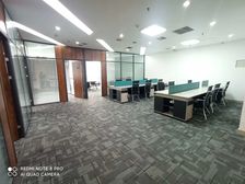 建业总部港300平4房间,精装落地窗,4号线地铁口