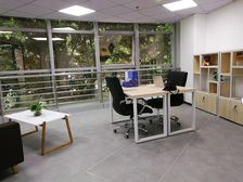 荔湾地铁中山八10方起办公室直租,可办外签道路运输医疗人力等