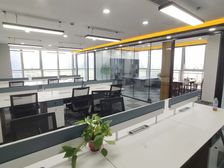 CBD龙湖大厦300平4房间,精装落地窗,5号线众意西路站